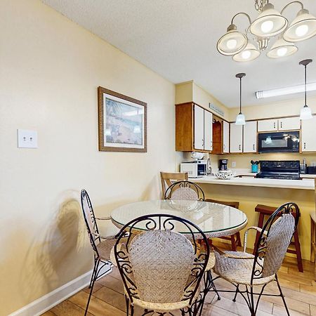 גולף שורז Sundial Condos חדר תמונה